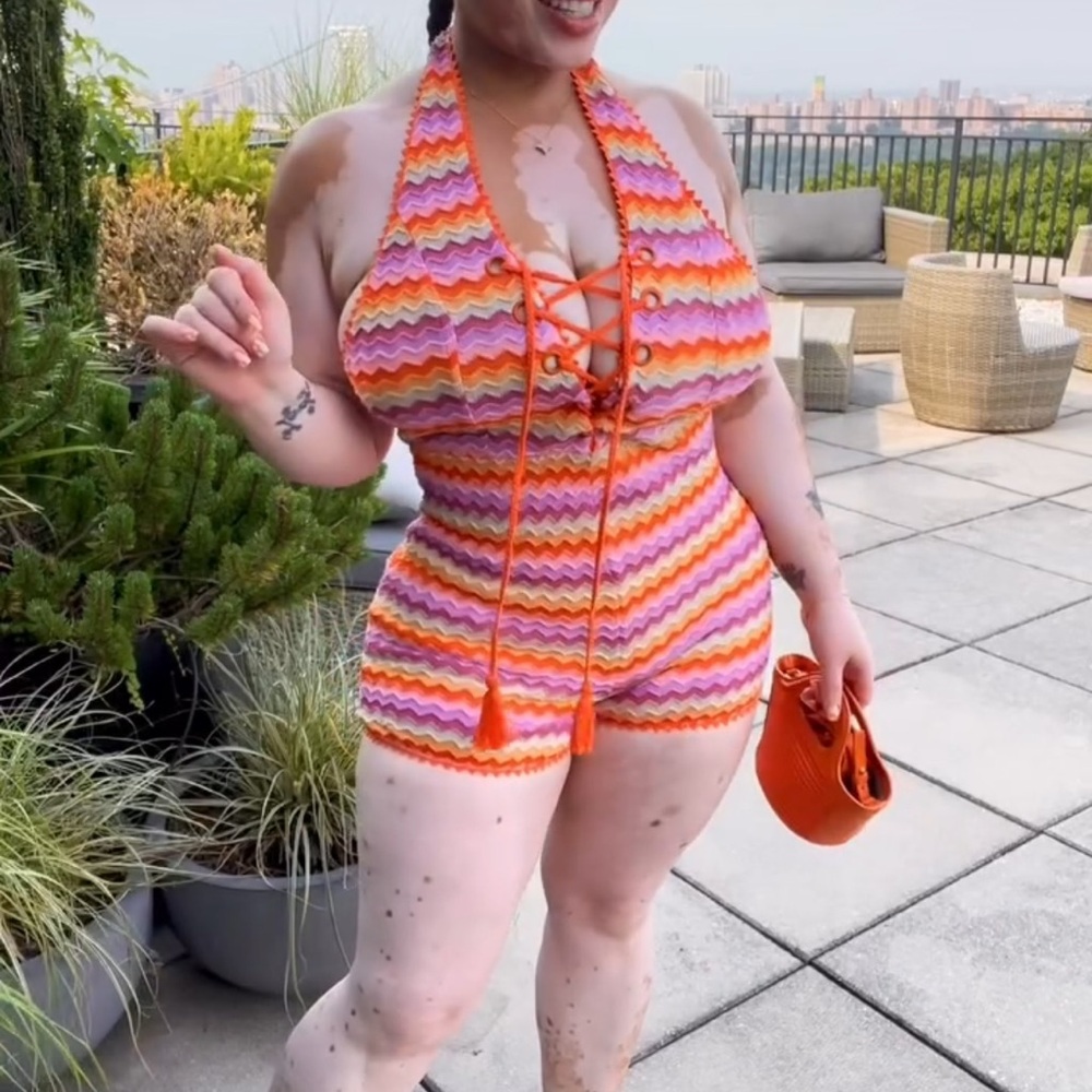 Multi color romper